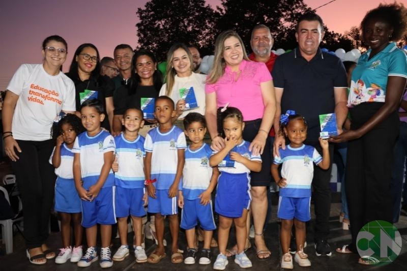 Ontem (20), foi realizada entrega da Escola Mãe Geniz para a comunidade Piratininga.
