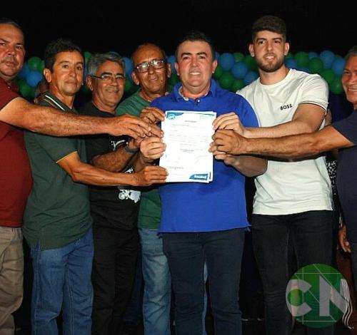 O prefeito Edvan Brandão assinou nesta segunda feira uma ordem de serviço para o Asfaltamento da Estrada da Bela Vista, zona rural de Bacabal 