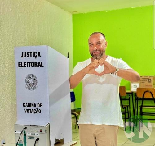 O prefeito Roberto Costa é o favorito para se tornar presidente da Famem