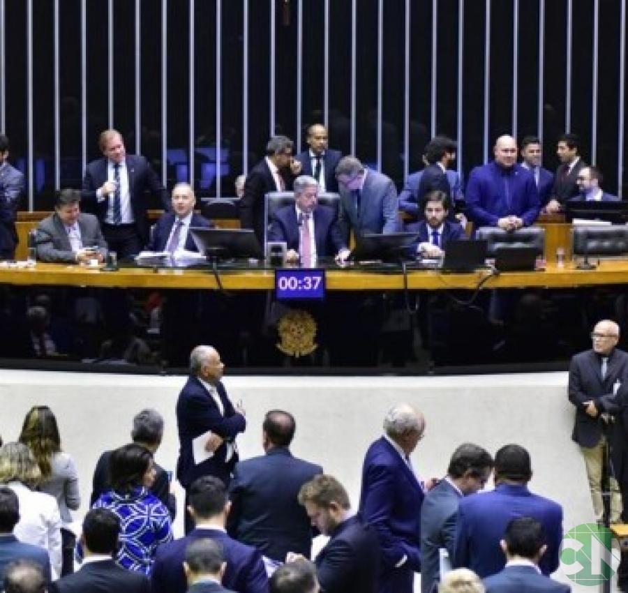 Câmara aprova projeto que cria cadastro de pedófilos e predadores sexuais