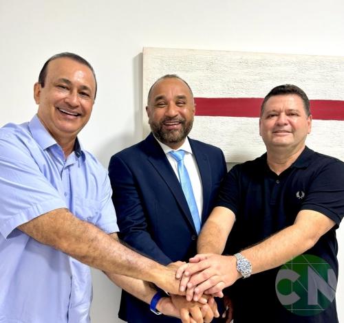 MAIS UM! Enoque Mota desiste da Famem para apoiar Roberto Costa