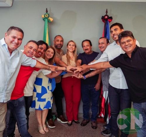 XEQUE-MATE: prefeitos do PDT declaram apoio a Roberto Costa