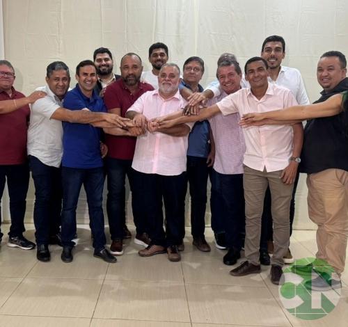 Em Itapecuru, Roberto Costa recebe adesão de mais 15 prefeitos da região para eleição da Famem