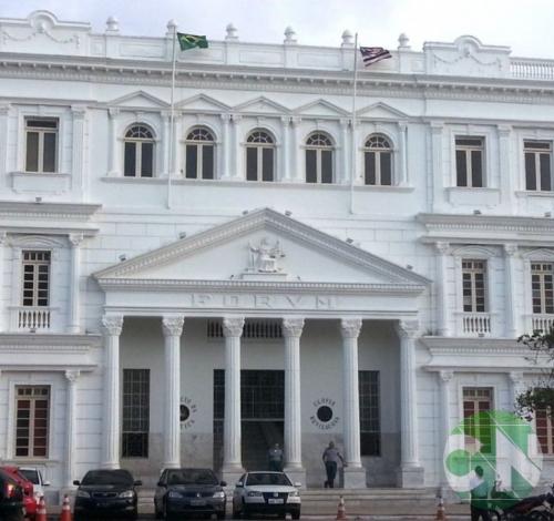 TJ do Maranhão prevê gasto de R$ 573 mil para compra de iPhones para desembargadores