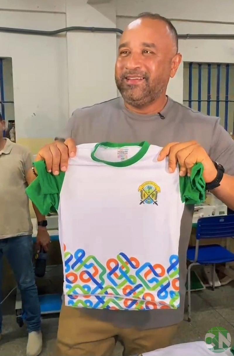 Uniformes escolares para 18 mil alunos de Bacabal: Prefeitura anuncia início da entrega no dia 2 de junho