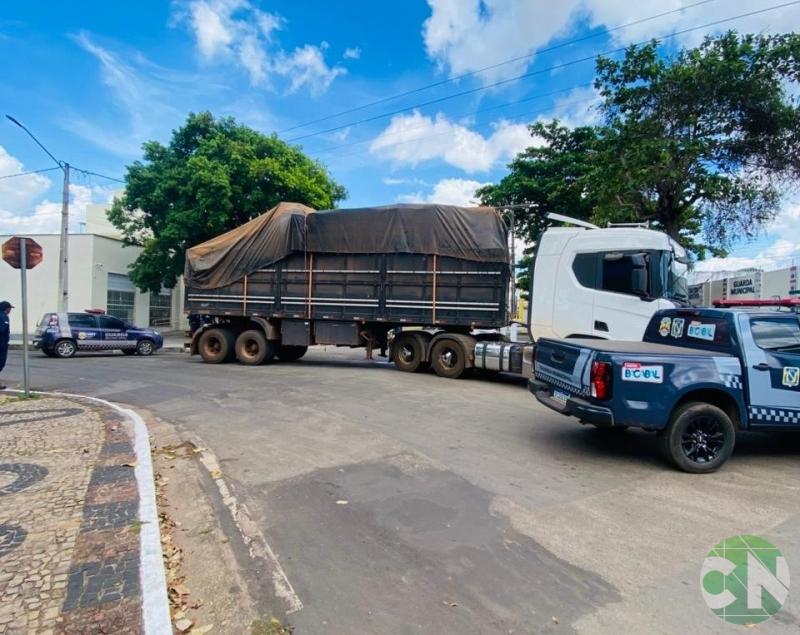 Guarda Municipal de Bacabal prende condutor de carreta por desacato e desobediência à ordem de parada no Centro da cidade