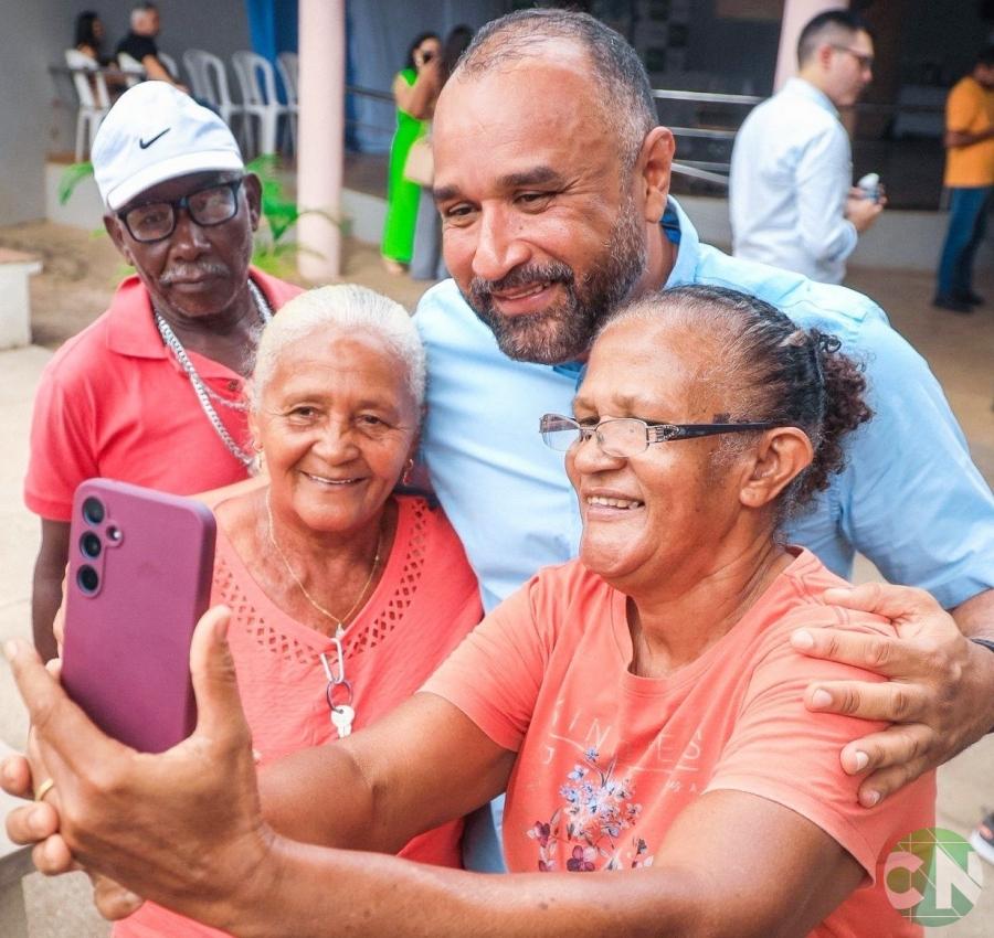 Com 82,17% de aprovação, Roberto Costa é o prefeito mais bem avaliado da história de Bacabal