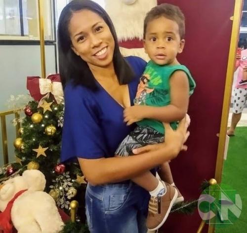 Professora tenta salvar filho de descarga elétrica e morre eletrocutada ao lado da criança, em Timon