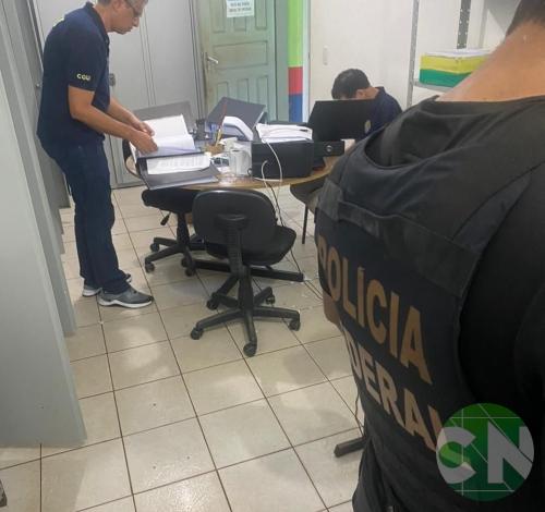 PF prende dois em Santa Quitéria em ação contra fraude de R$ 100 mil no EJA