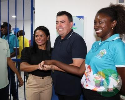 Reinauguração de escola