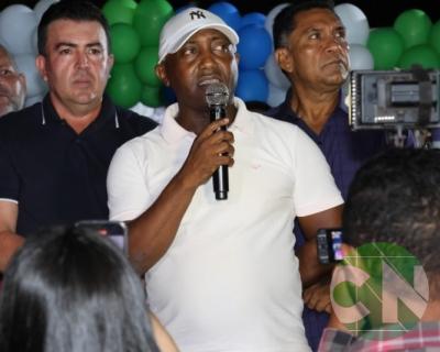 Reinauguração de escola