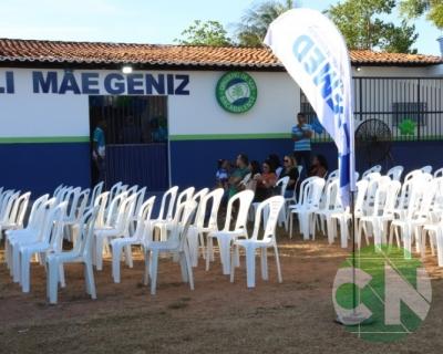 Reinauguração de escola