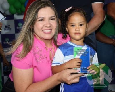 Reinauguração de escola