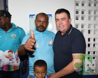 Reinauguração de escola