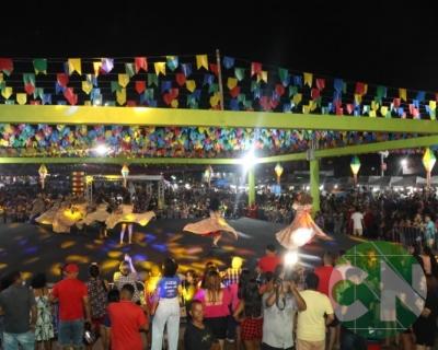 Primeira noite do São João em Bacabal 