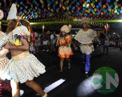 Primeira noite do São João em Bacabal 