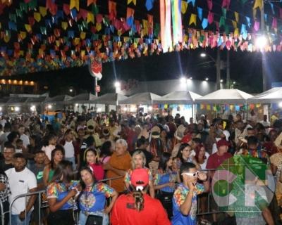 Primeira noite do São João em Bacabal 