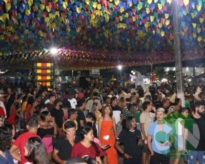 Primeira noite do São João em Bacabal 