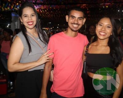 Primeira noite do São João em Bacabal 