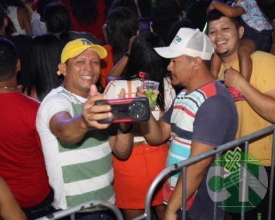 Primeira noite do São João em Bacabal 