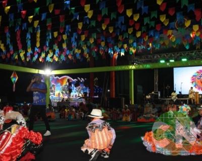 Primeira noite do São João em Bacabal 