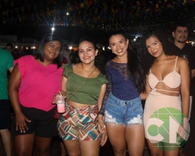 Primeira noite do São João em Bacabal 