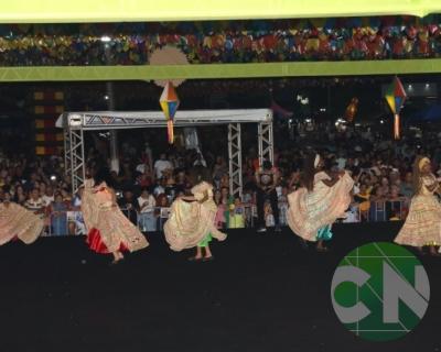 Primeira noite do São João em Bacabal 