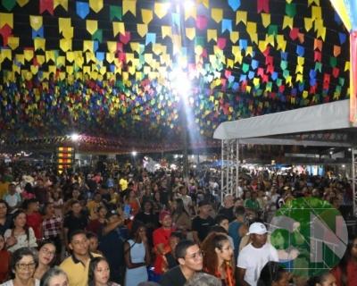 Primeira noite do São João em Bacabal 