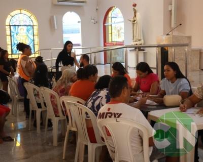 Entregas de óculos de grau pelo Deputado Roberto Costa 