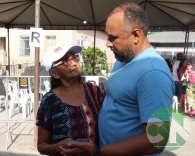 Entregas de óculos de grau pelo Deputado Roberto Costa 