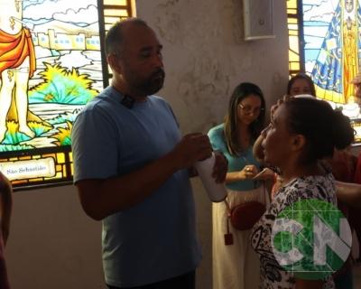 Entregas de óculos de grau pelo Deputado Roberto Costa 