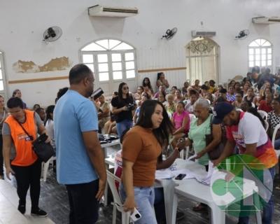 Entregas de óculos de grau pelo Deputado Roberto Costa 