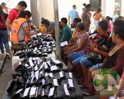 Entregas de óculos de grau pelo Deputado Roberto Costa 