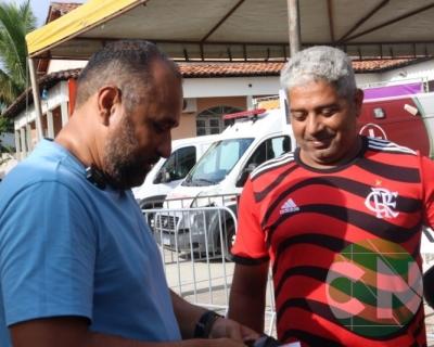 Entregas de óculos de grau pelo Deputado Roberto Costa 