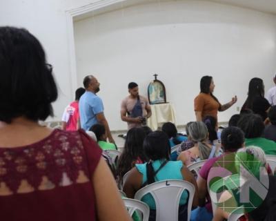 Entregas de óculos de grau pelo Deputado Roberto Costa 