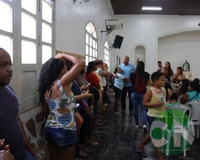 Entregas de óculos de grau pelo Deputado Roberto Costa 