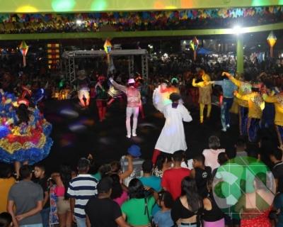 Quarta noite do São João na Terra da Bacaba 