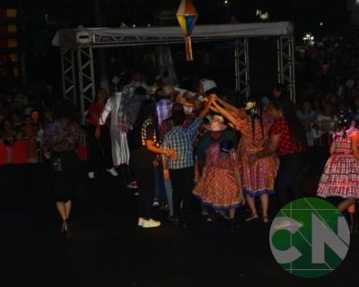 Quarta noite do São João na Terra da Bacaba 