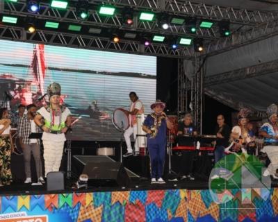 Quarta noite do São João na Terra da Bacaba 