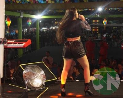 Quarta noite do São João na Terra da Bacaba 