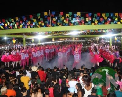 Última noite do Arraiá na Terra da Bacaba