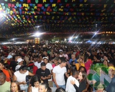 Última noite do Arraiá na Terra da Bacaba