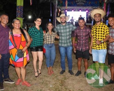 Arraial da secretária de saúde 