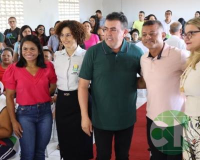 Entrega do novo transporte para a APAE doado pela prefeitura de Bacabal 