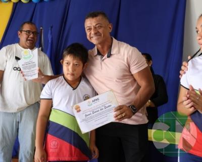 Entrega do novo transporte para a APAE doado pela prefeitura de Bacabal 