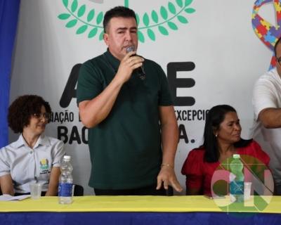 Entrega do novo transporte para a APAE doado pela prefeitura de Bacabal 