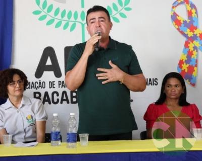 Entrega do novo transporte para a APAE doado pela prefeitura de Bacabal 