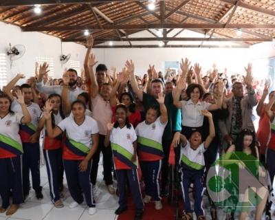 Entrega do novo transporte para a APAE doado pela prefeitura de Bacabal 