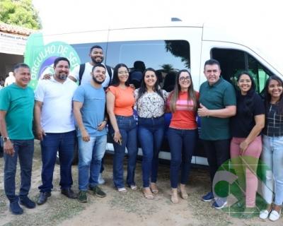 Entrega do novo transporte para a APAE doado pela prefeitura de Bacabal 