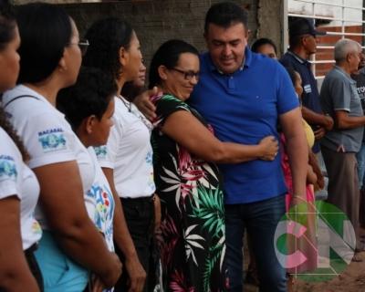 Entrega de novos veículos no povoado Bela Vista